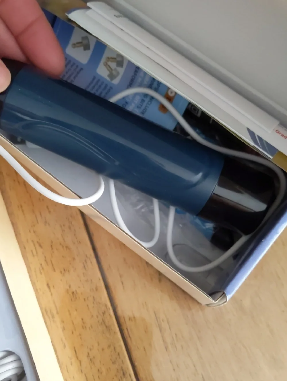 White Rechargeable Device with Cord - Neutral